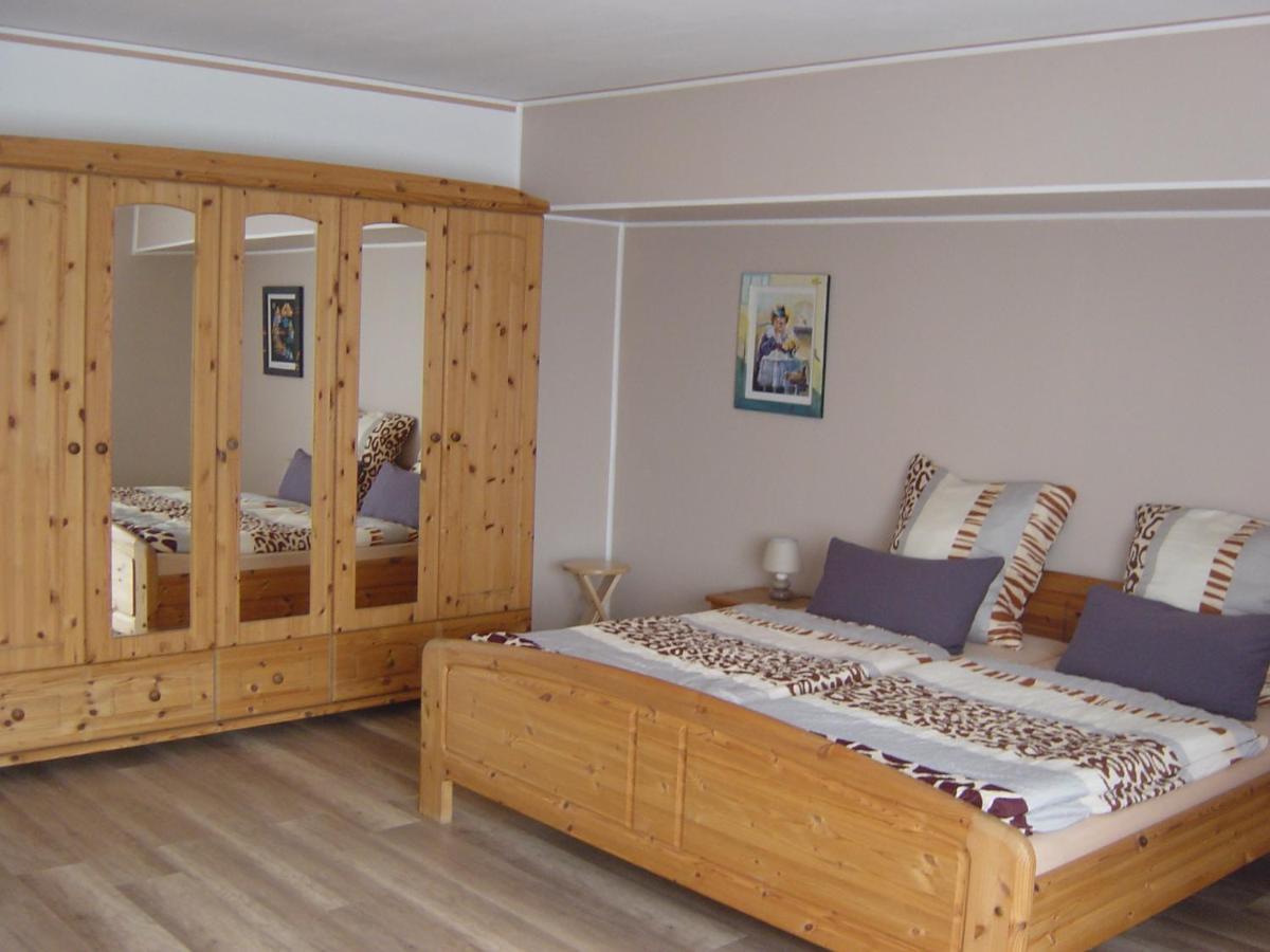 Apartament Haus Am Wald Hillscheid Zewnętrze zdjęcie